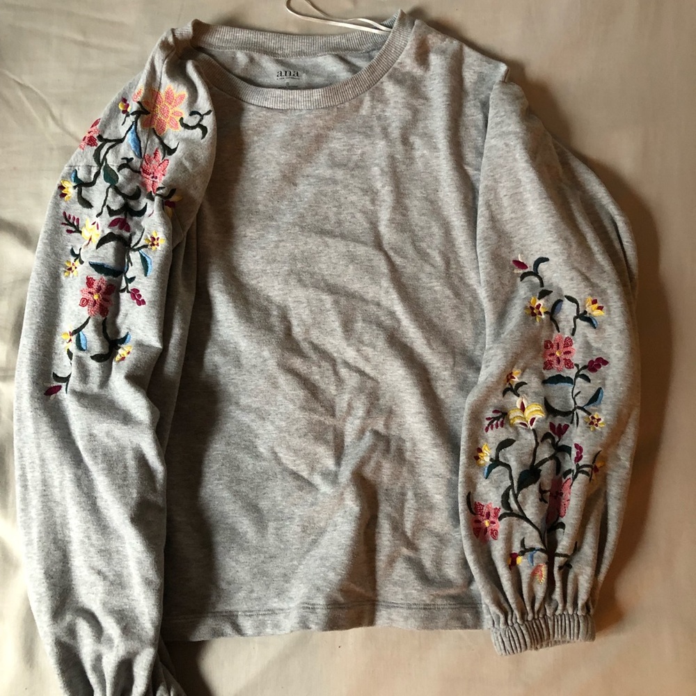 Embroidered Puffy Shirt